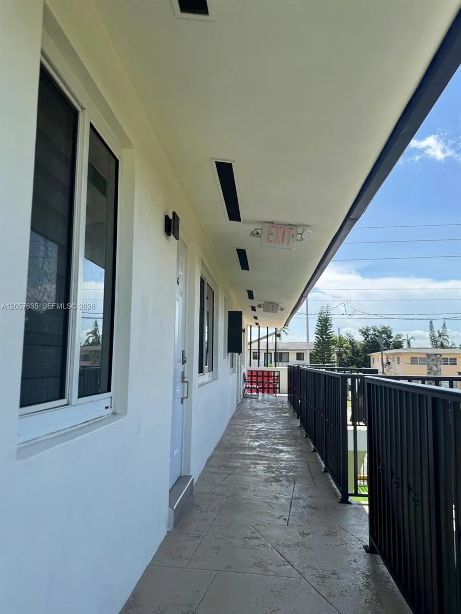 251 NW 57th Ave, Miami, FL 33126 photo 5