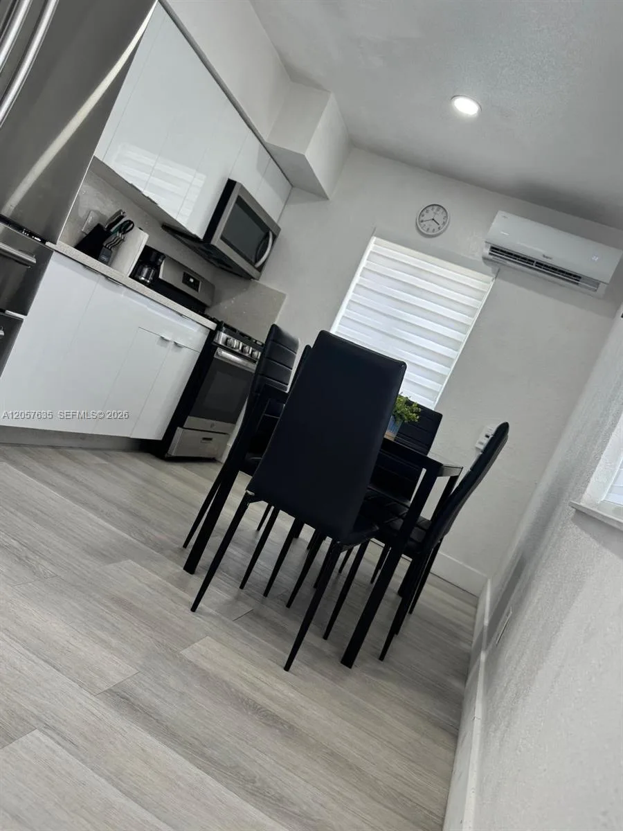251 NW 57th Ave, Miami, FL 33126 photo 9