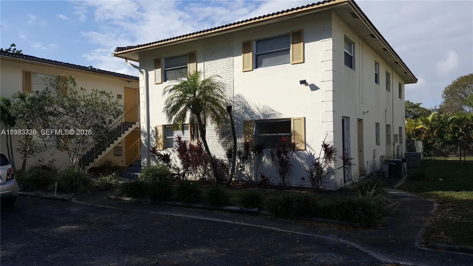 3090 Coral Springs Dr # 1, Coral Springs, FL 33065 photo 2