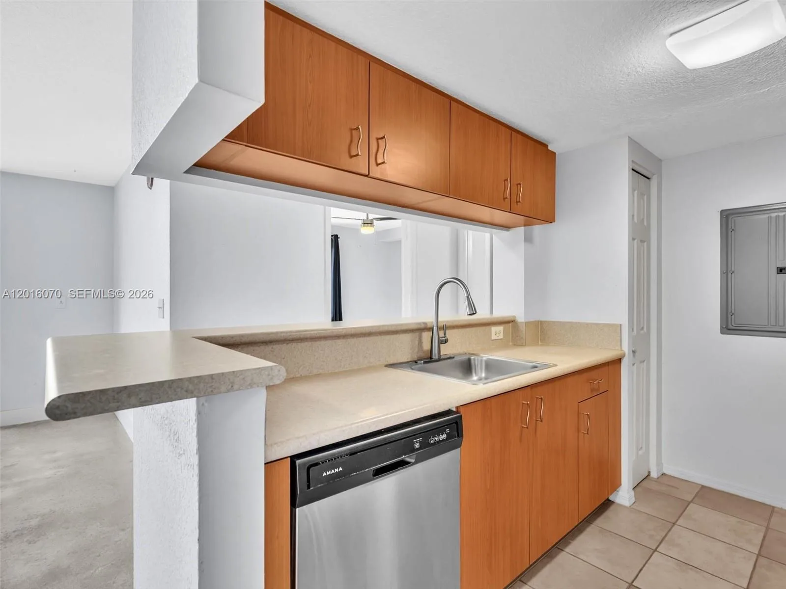 816 NW 11th St # 1208, Miami, FL 33136 photo 13