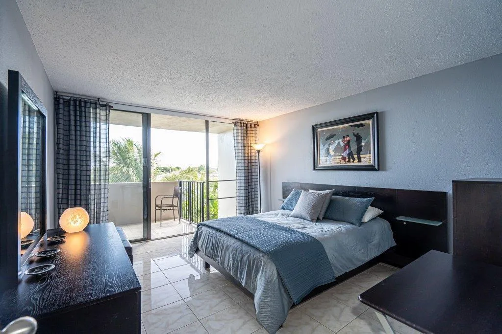 1830 Embassy Drive # 411, West Palm Beach, FL 33401 photo 7