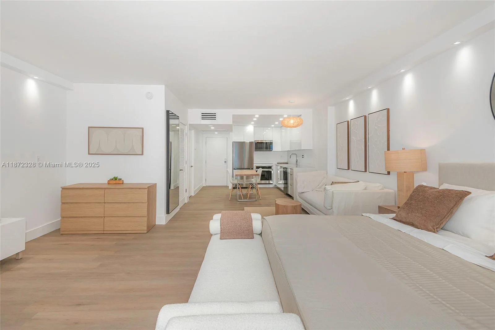2301 Collins Ave # 1442, Miami Beach, FL 33139 photo 13