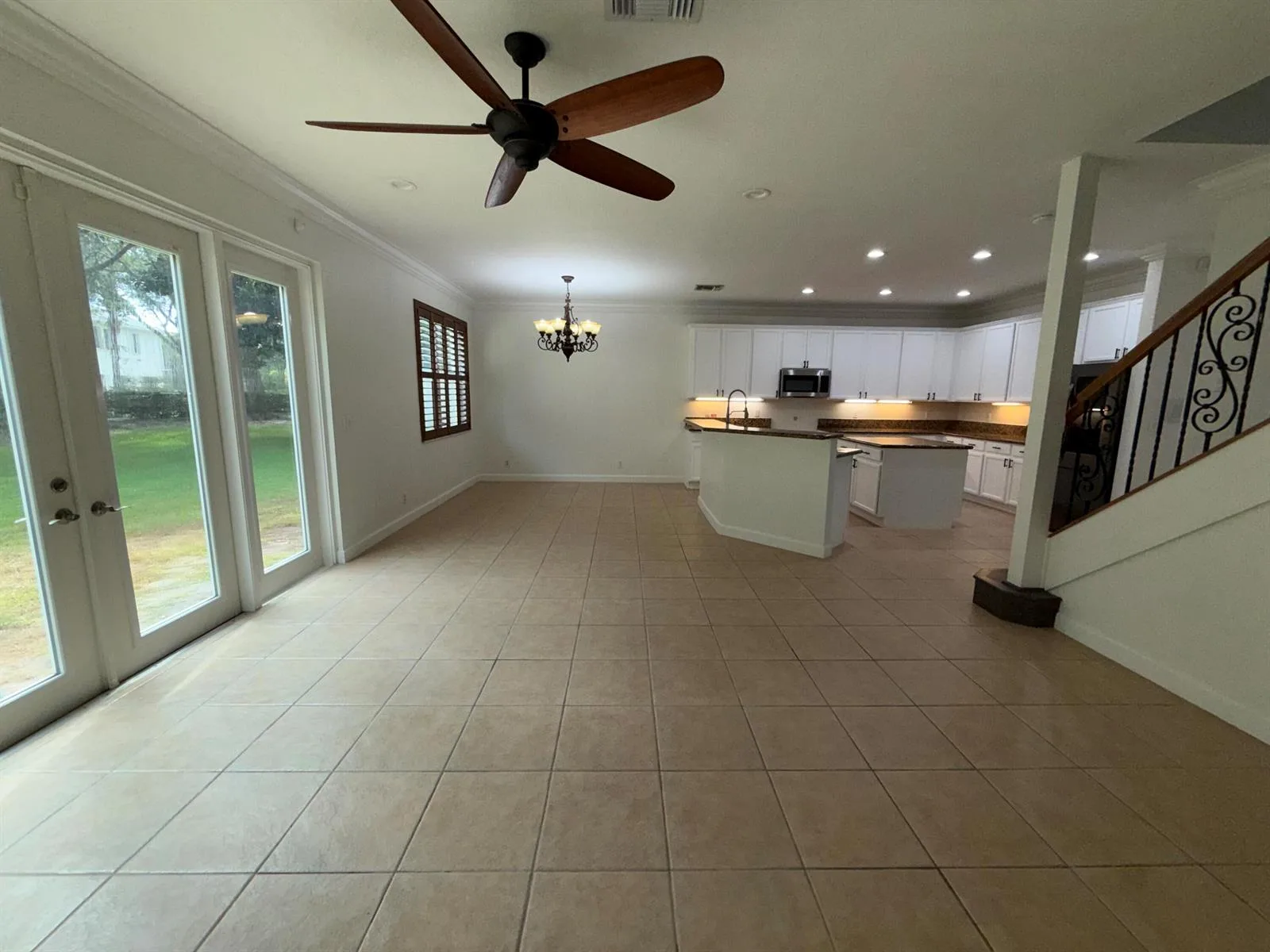 307 BERENGER Walk, Royal Palm Beach, FL 33414 photo 12
