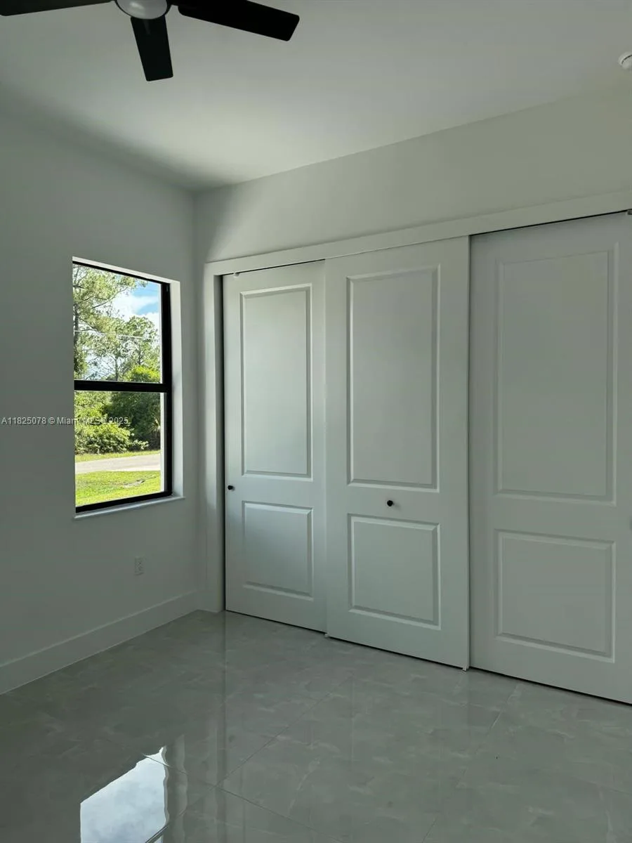 2807 LEELAND HEIGHTS BLVD # A, Lehigh Acres, FL 33993