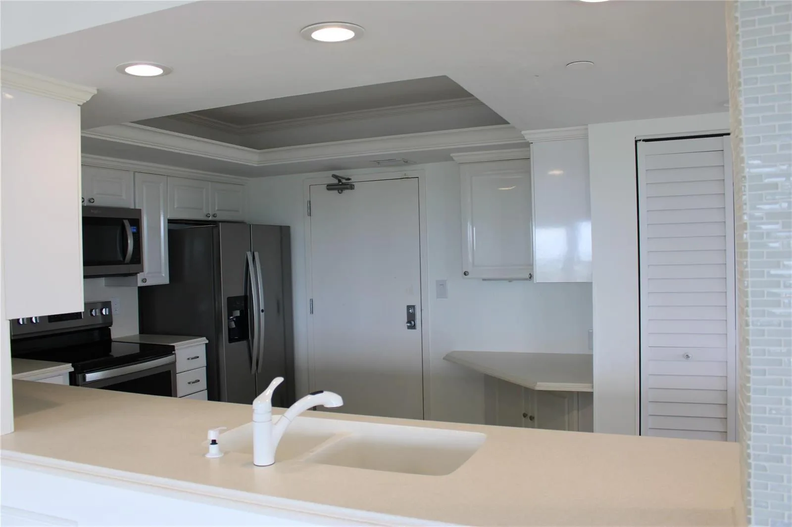 3200 Port Royale Drive # 2007, Fort Lauderdale, FL 33308 photo 6