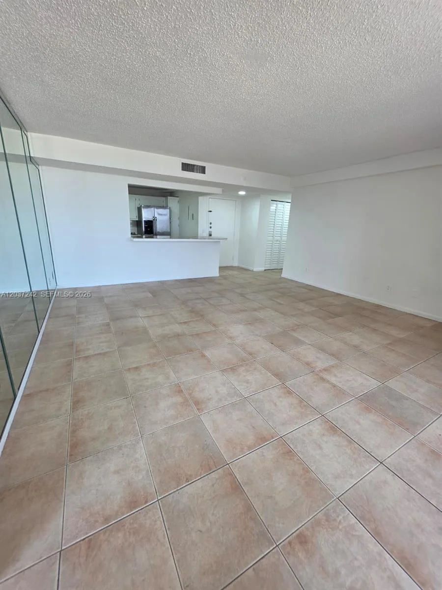 13499 Biscayne Blvd # 706, North Miami, FL 33181 photo 2