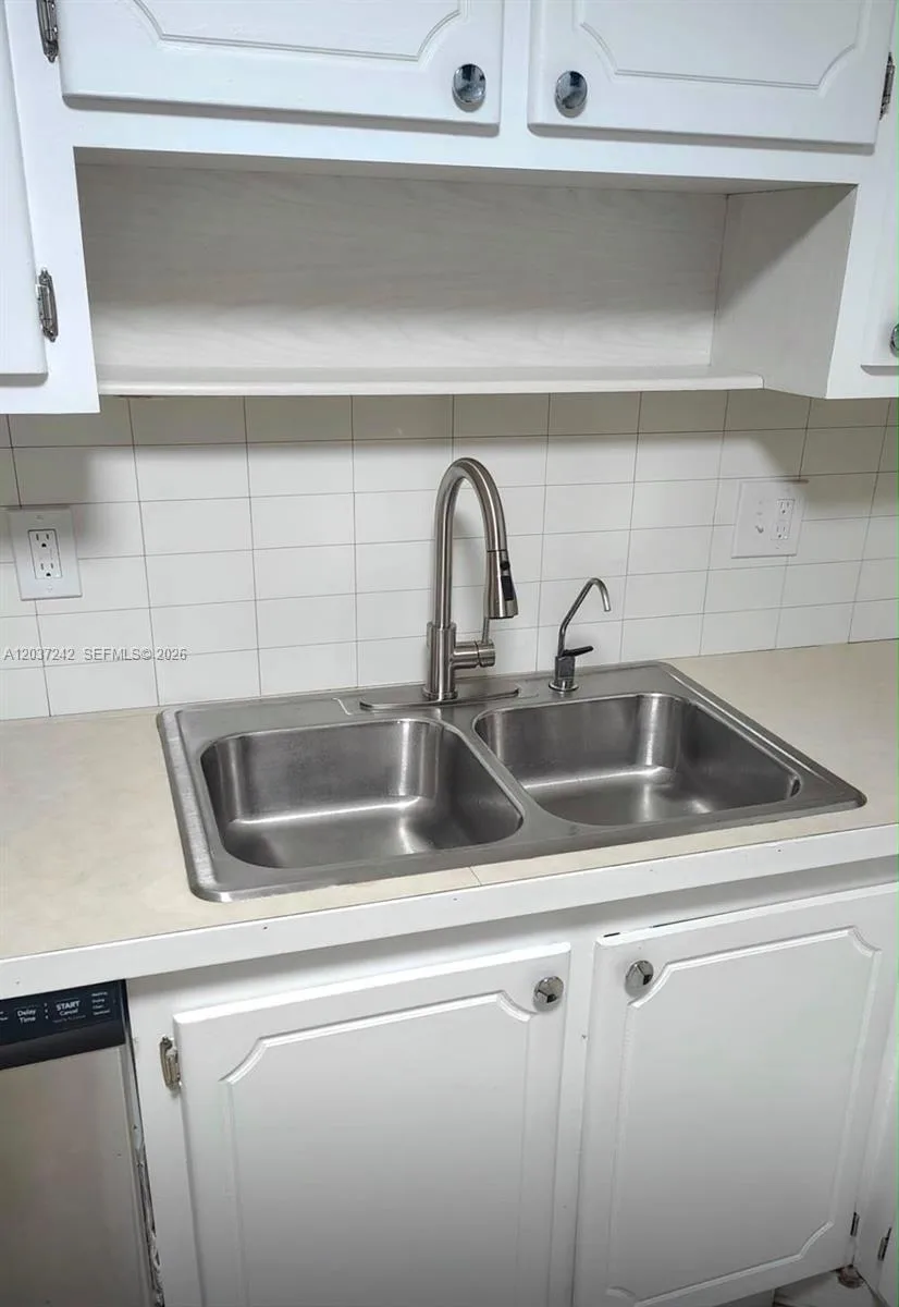 13499 Biscayne Blvd # 706, North Miami, FL 33181 photo 6