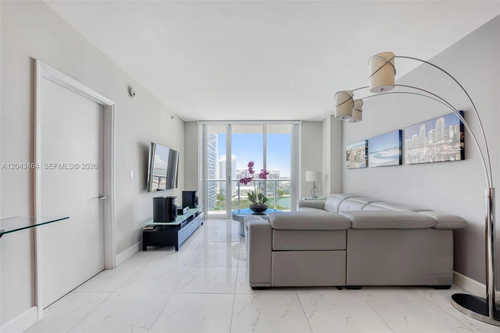 500 Brickell Ave # 1400, Miami, FL 33131 photo 5