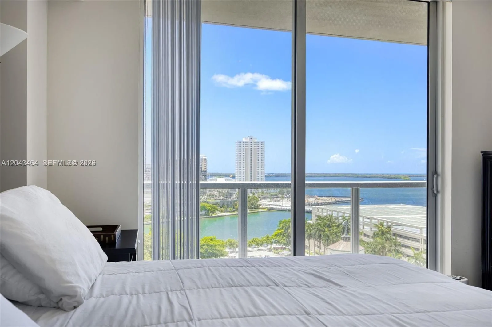 500 Brickell Ave # 1400, Miami, FL 33131 photo 8