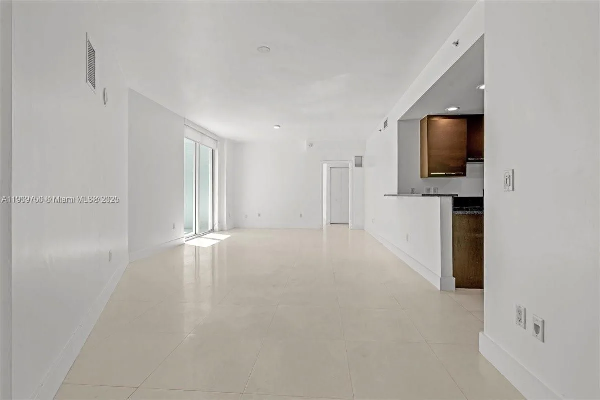 3030 NE 188 Street # 604, Aventura, FL 33180 photo 2