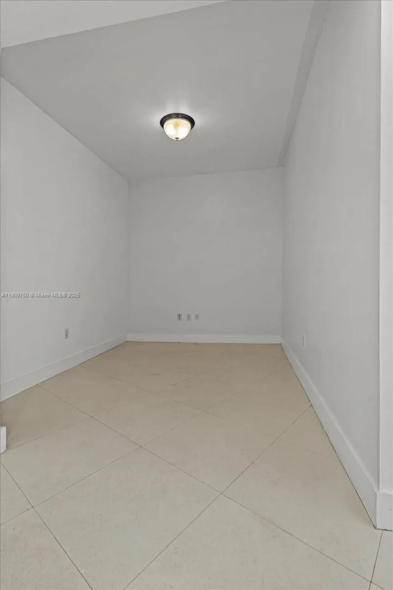 3030 NE 188 Street # 604, Aventura, FL 33180 photo 4