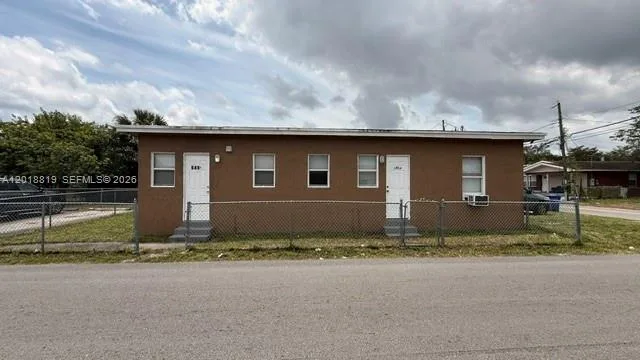 646 NW 14th Ter # APT EAST, Fort Lauderdale, FL 33311