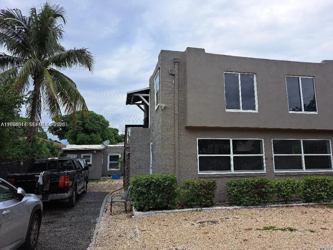 217 Southridge Rd # Lower Unit, Delray Beach, FL 33444
