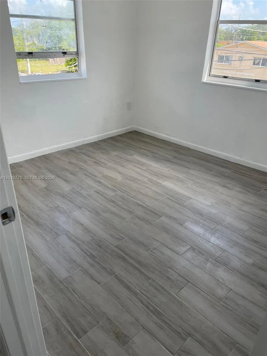 1261 NW 59th St # 14, Miami, FL 33142 photo 3