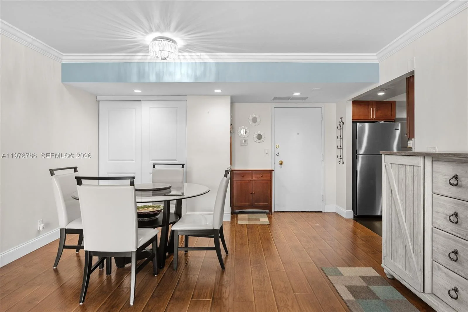 427 Golden Isles Dr # 9G, Hallandale Beach, FL 33009 photo 8