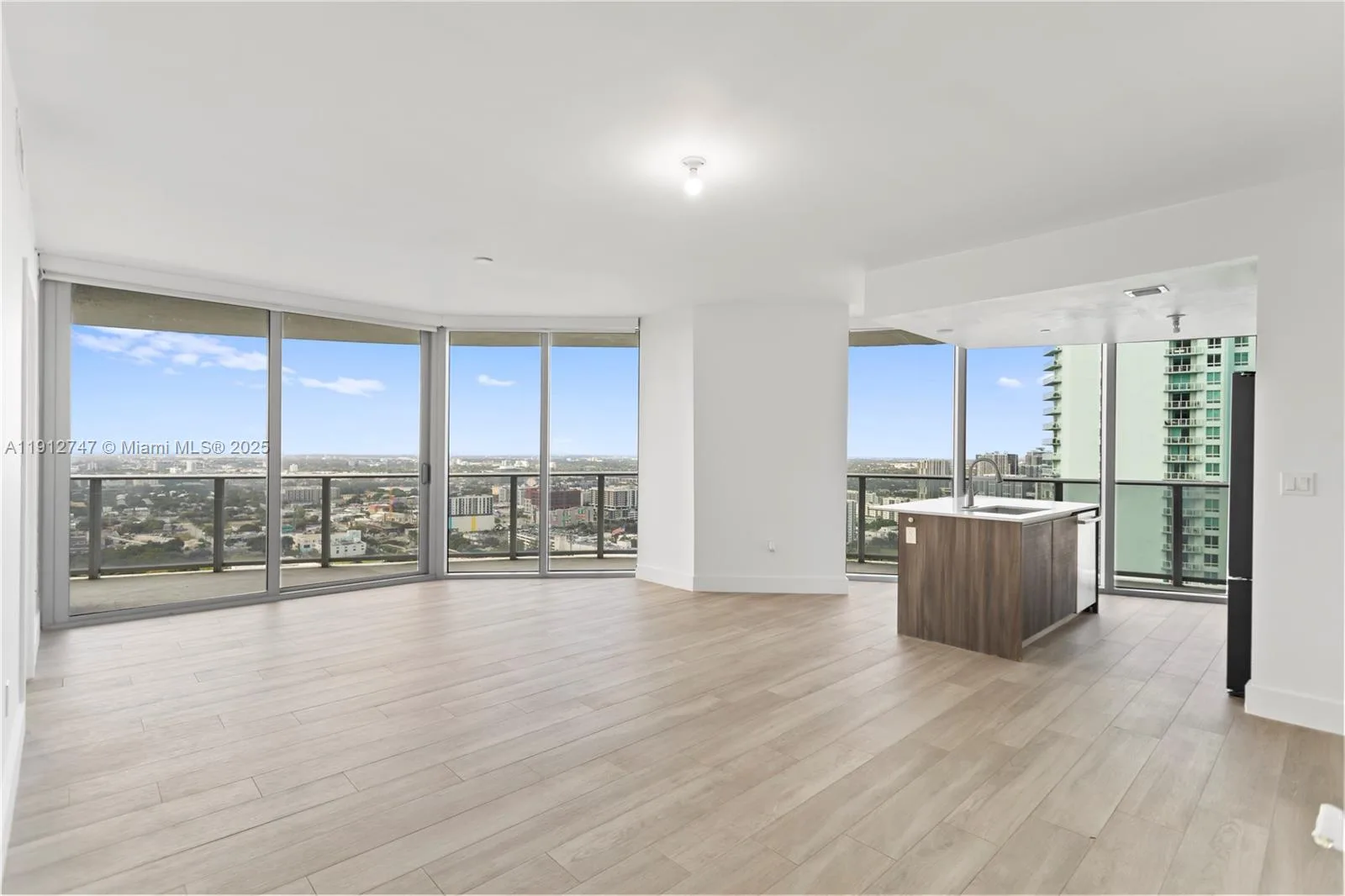 488 NE 18th St # 3401, Miami, FL 33132