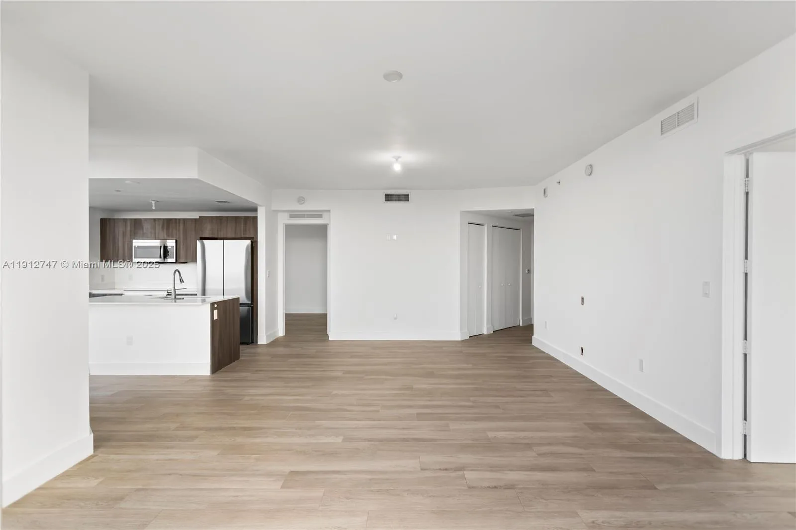 488 NE 18th St # 3401, Miami, FL 33132 photo 7