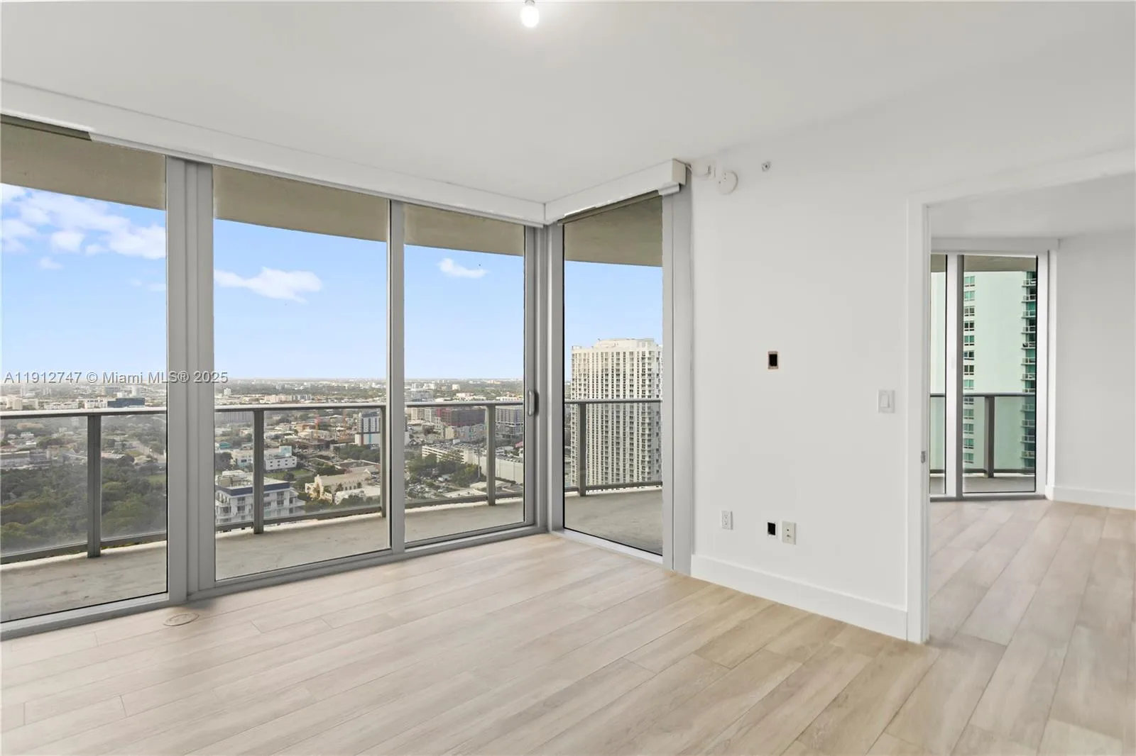 488 NE 18th St # 3401, Miami, FL 33132 photo 9