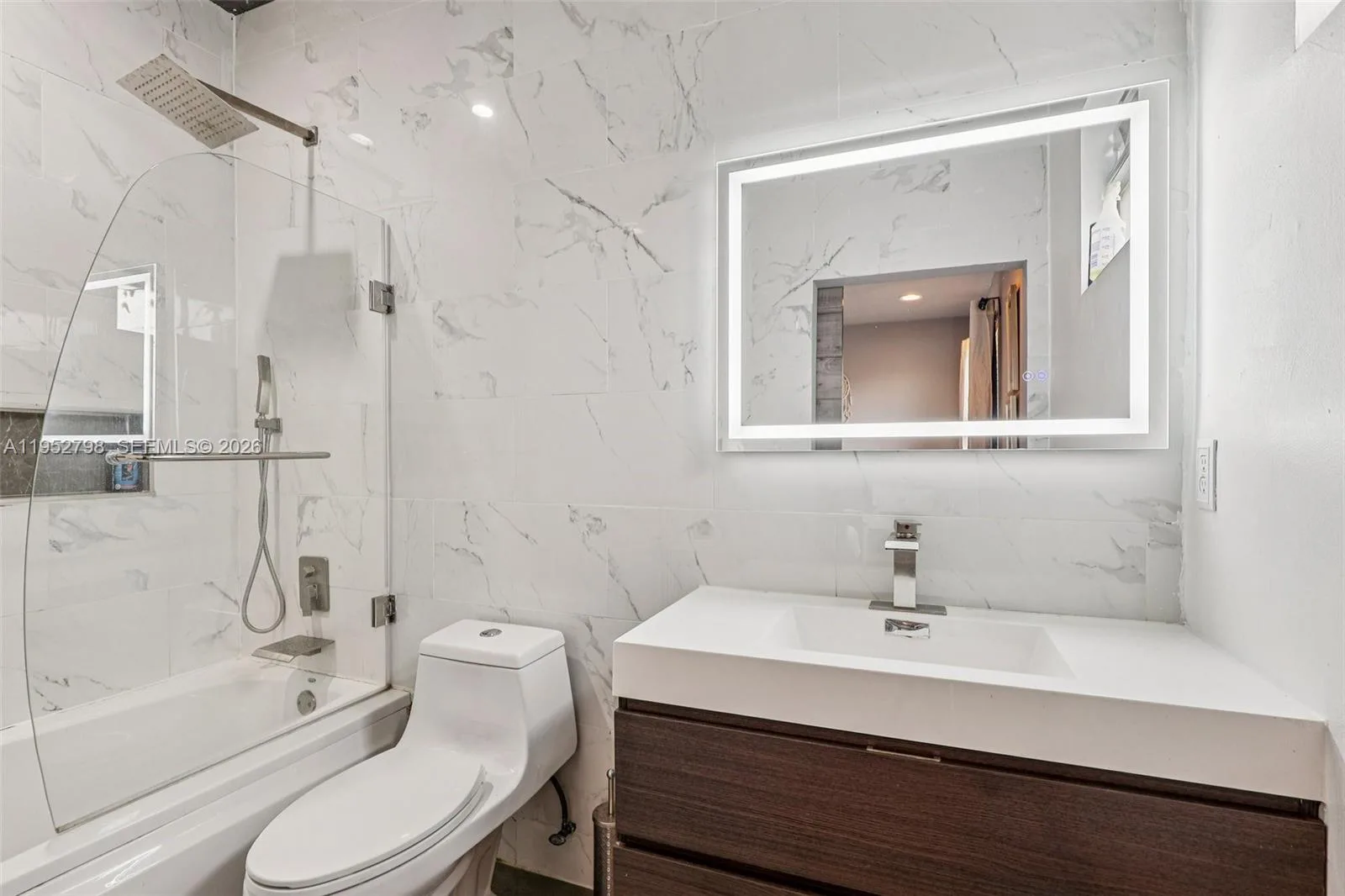 2307 Washington St # 5, Hollywood, FL 33020 photo 13