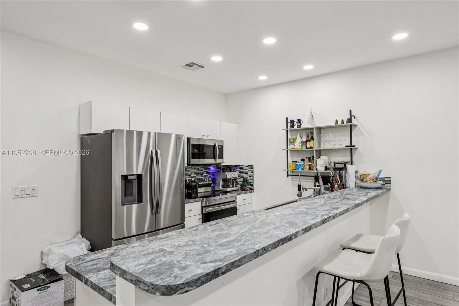 2307 Washington St # 5, Hollywood, FL 33020 photo 3