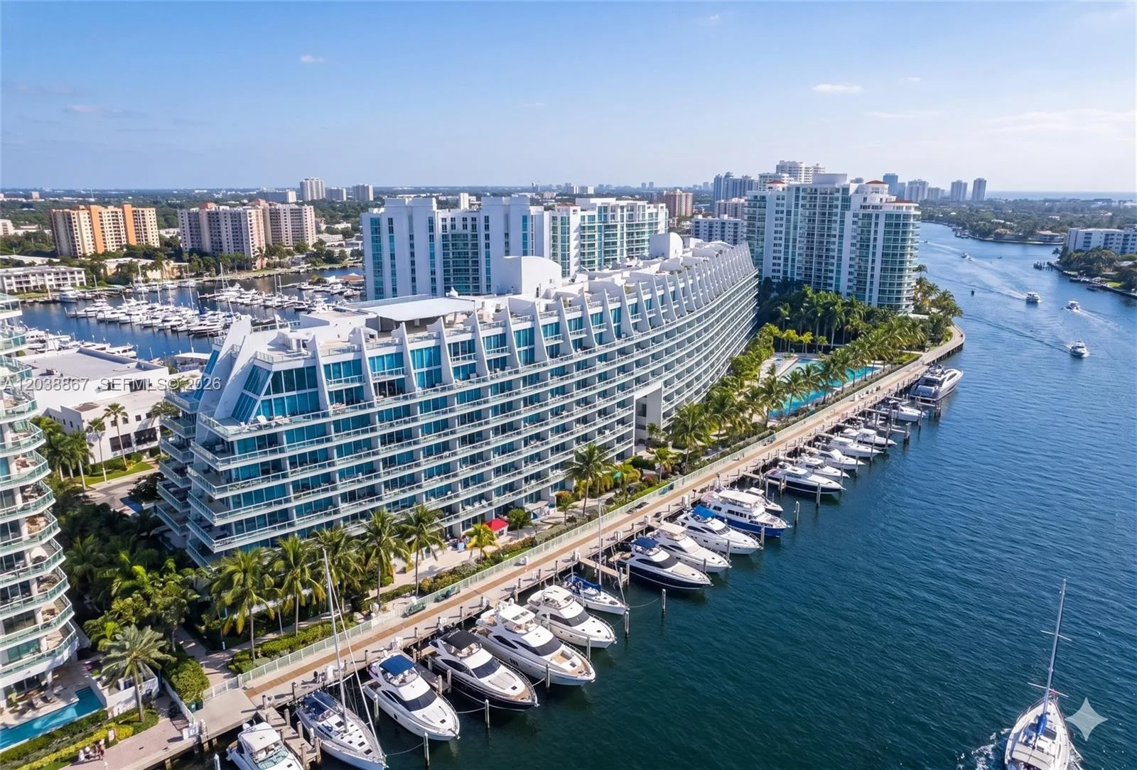 2950 NE 188th St # 336, Aventura, FL 33180