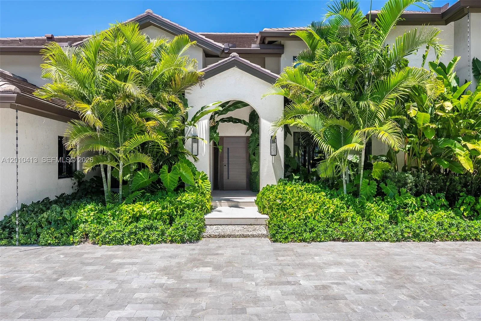 110 Holiday Dr, Hallandale Beach, FL 33009 photo 10