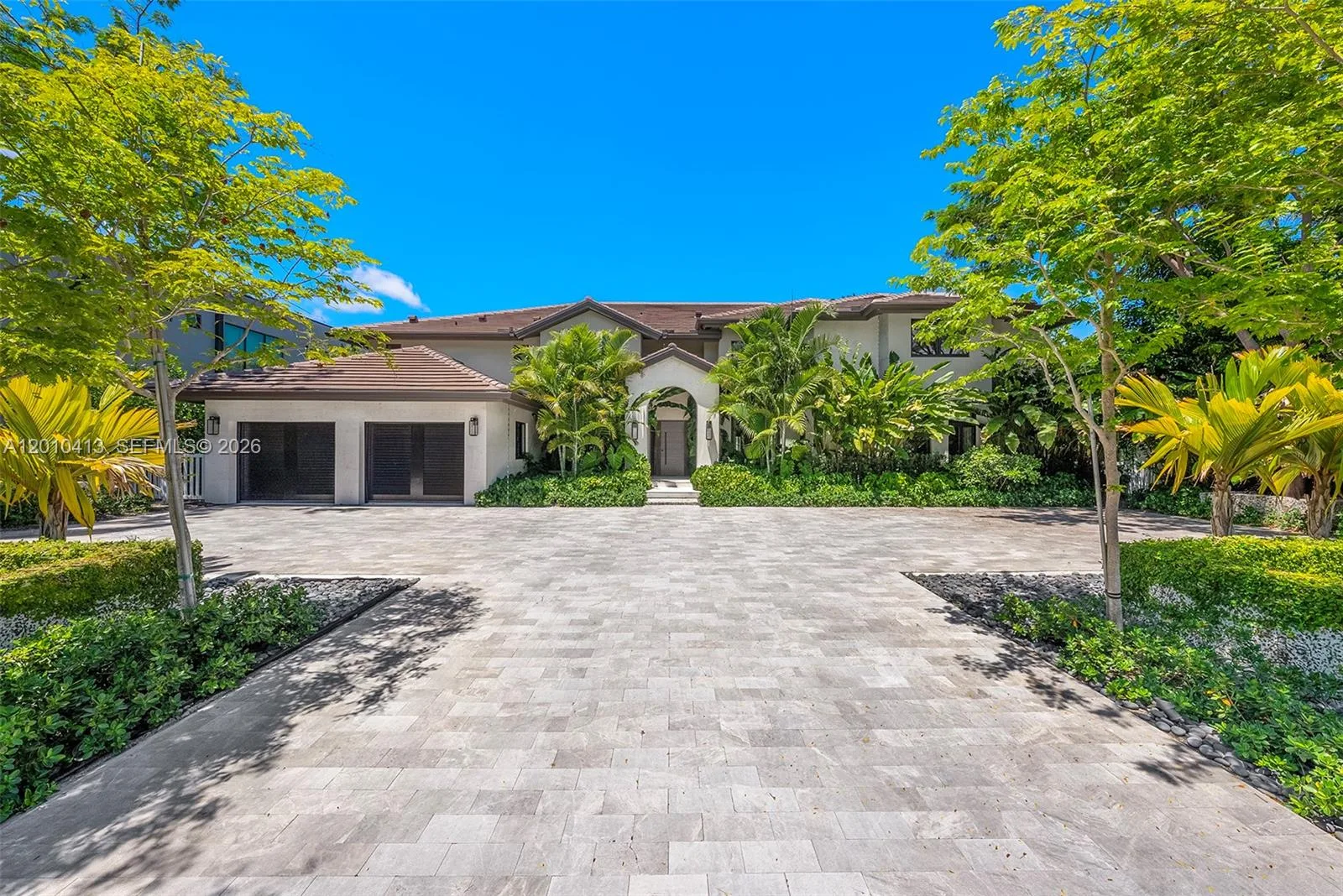 110 Holiday Dr, Hallandale Beach, FL 33009 photo 9