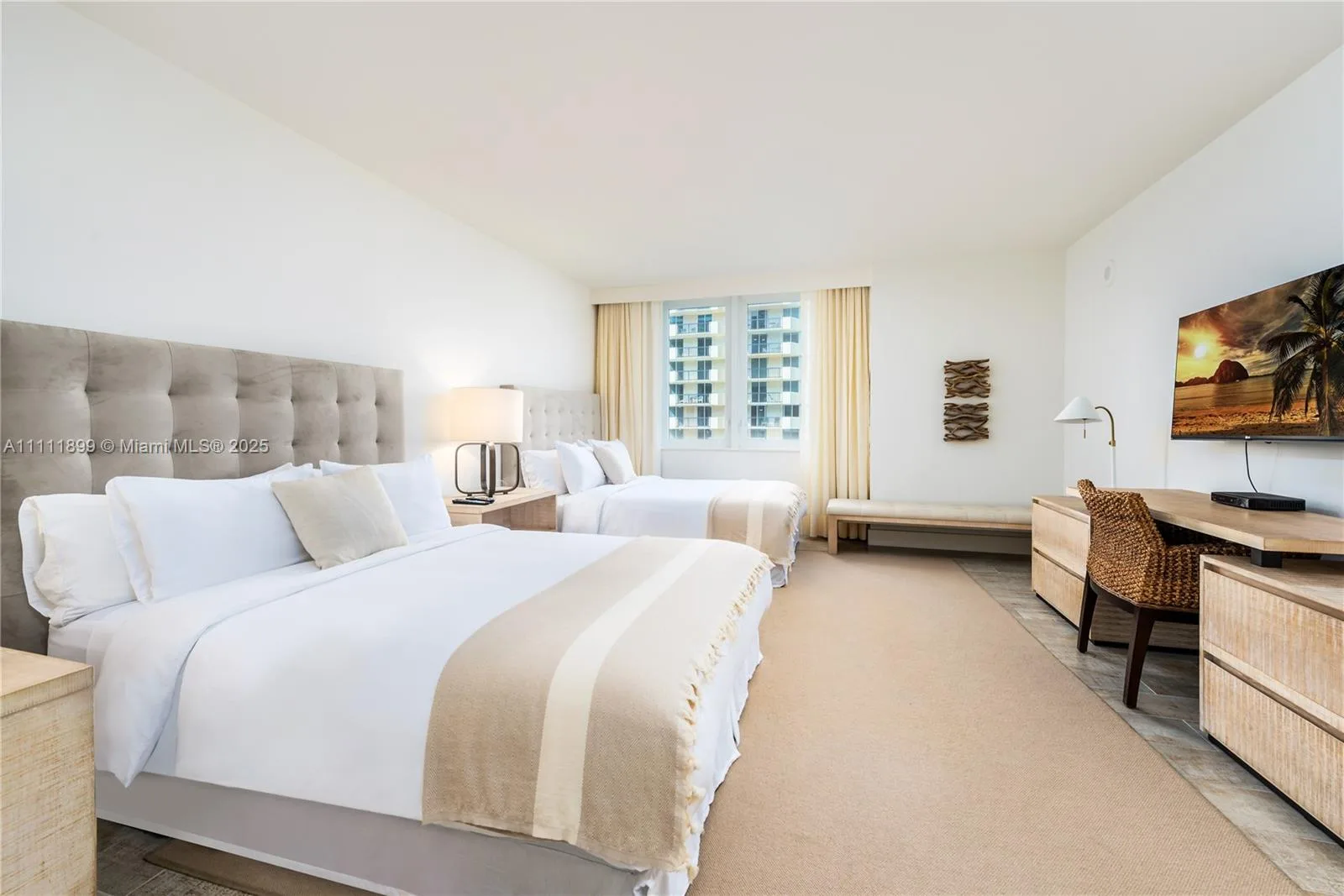 102 24th St # 1015, Miami Beach, FL 33139 photo 4