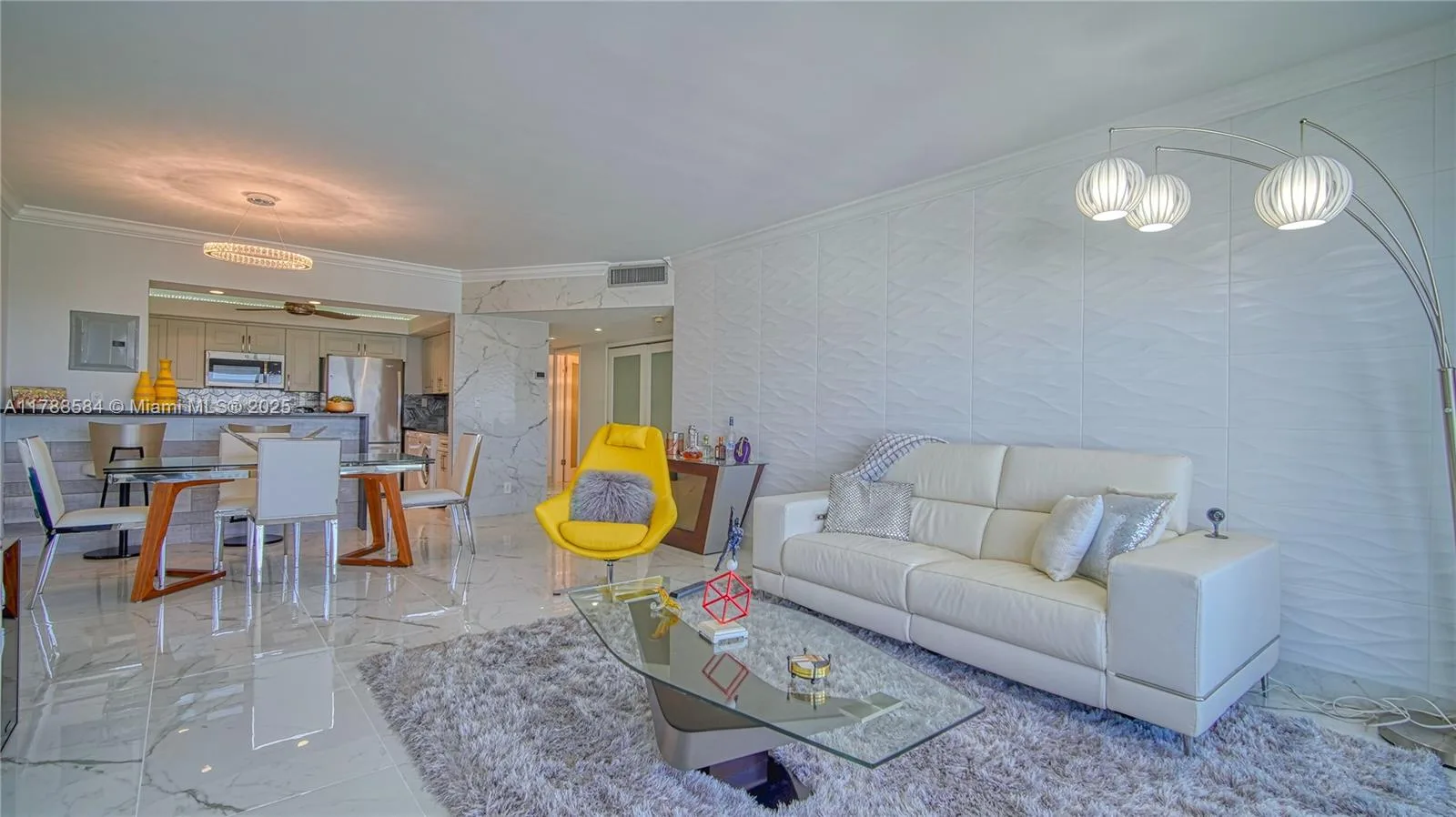 Ocean Riviera – photo 11