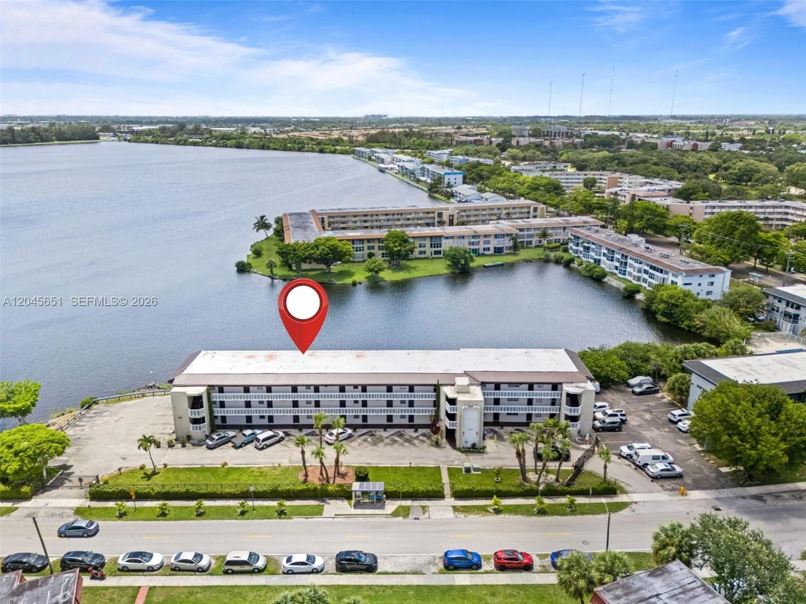 18900 NE 14th Ave # D106, Miami, FL 33179