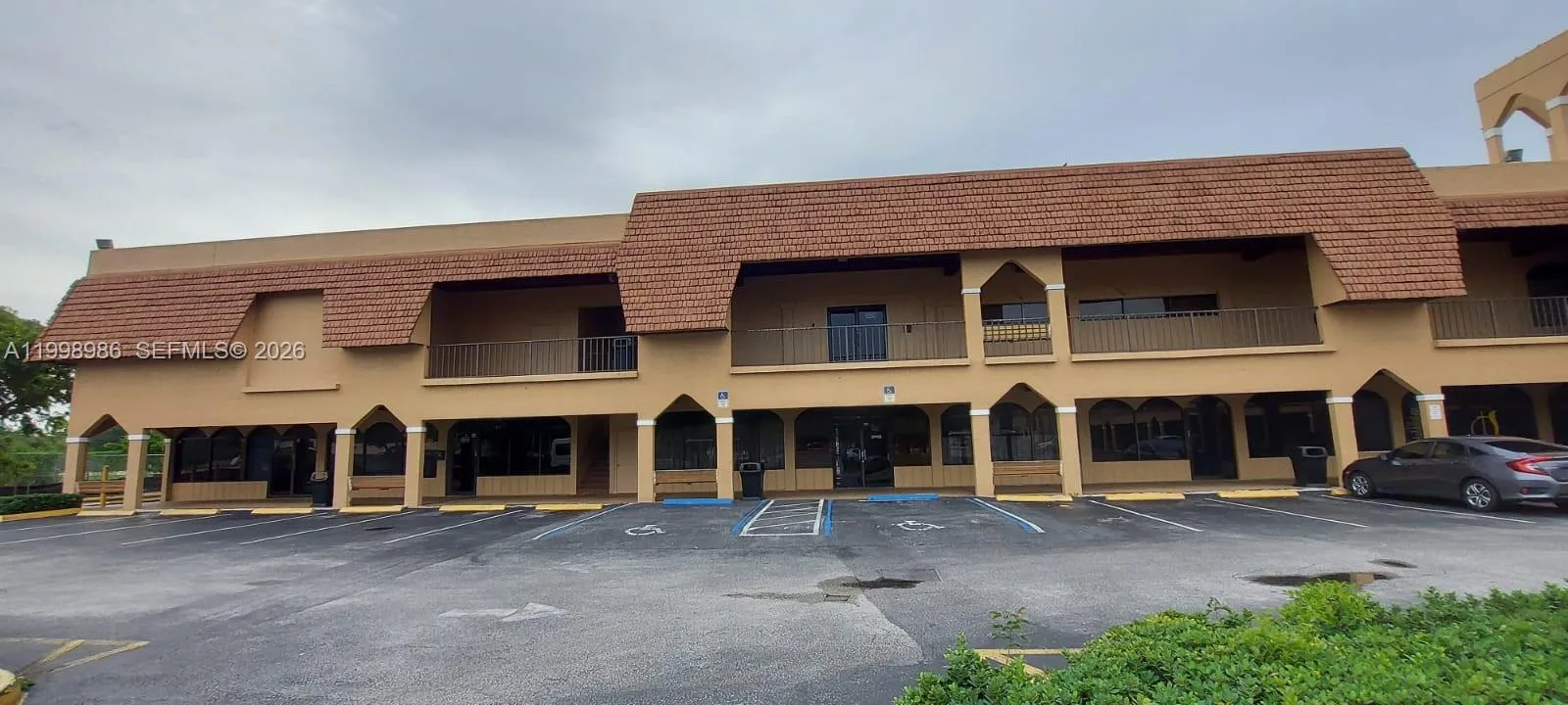5460 N State Road 7 # 219, North Lauderdale, FL 33319