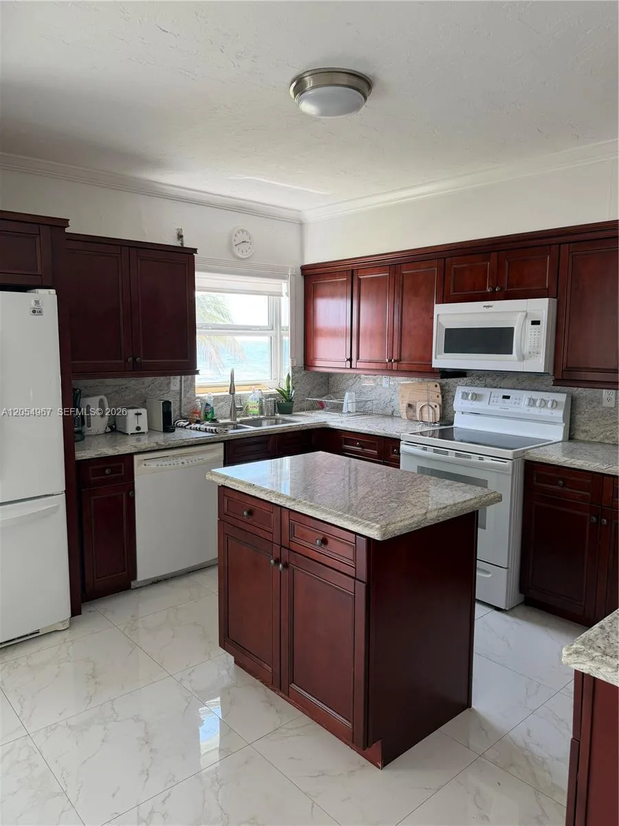 3850 Galt Ocean Dr # 111, Fort Lauderdale, FL 33308 photo 11