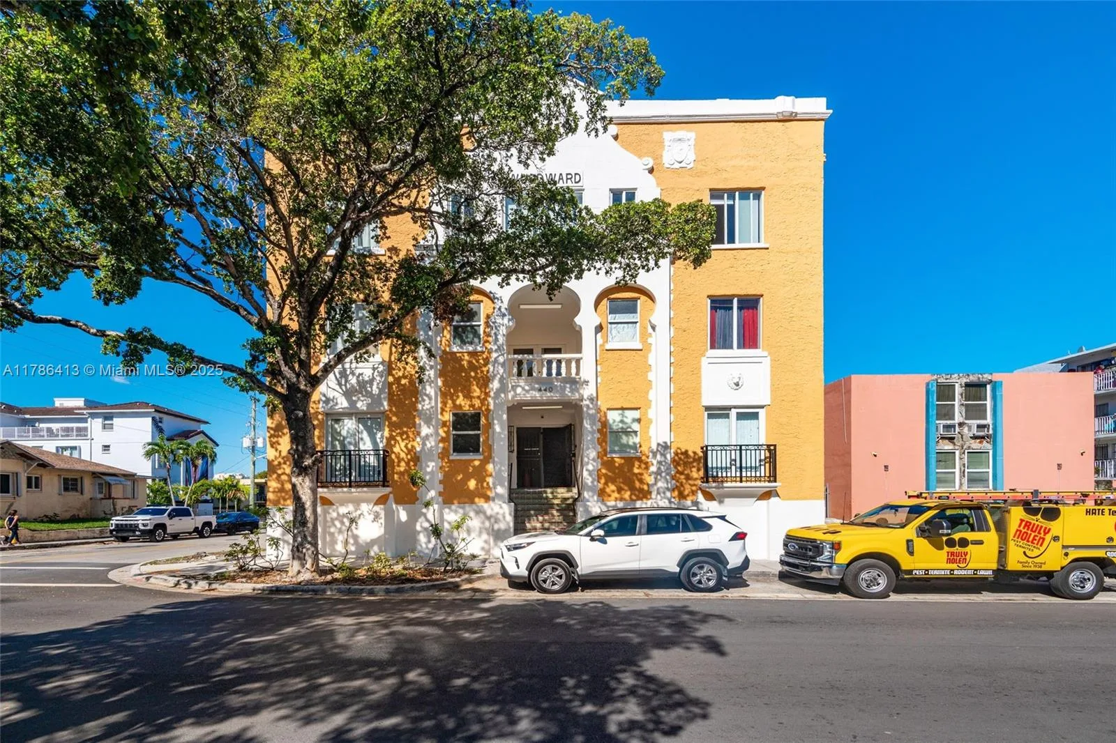 440 SW 5th Ave, Miami, FL 33130 photo 2