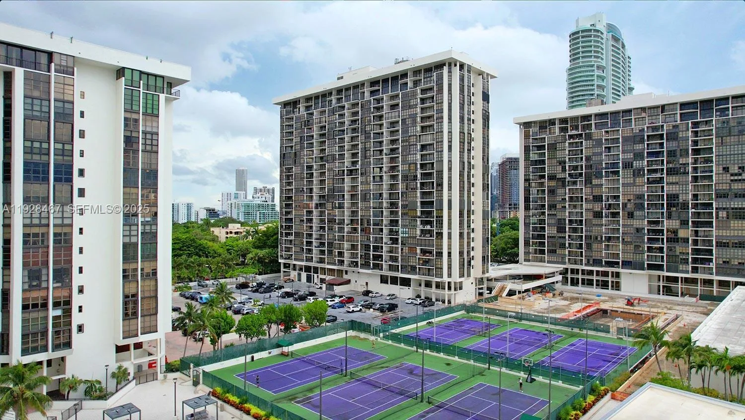 Brickell Place photo 12