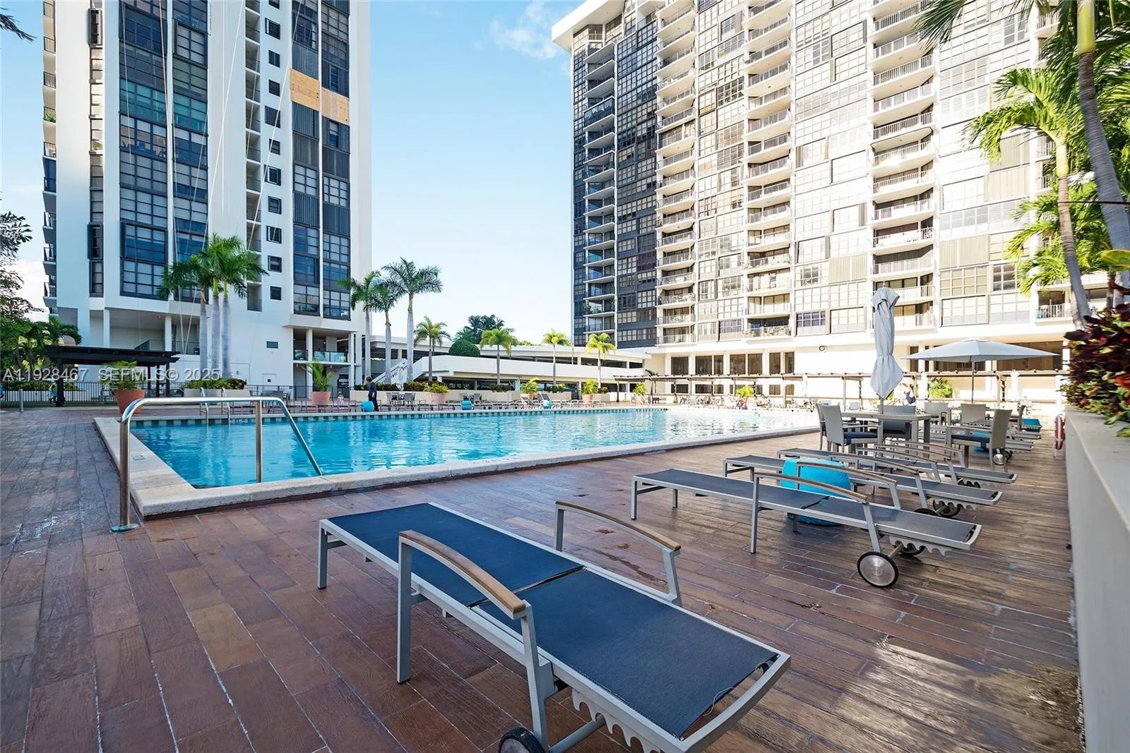 1901 Brickell Ave # B905, Miami, FL 33129 photo 12