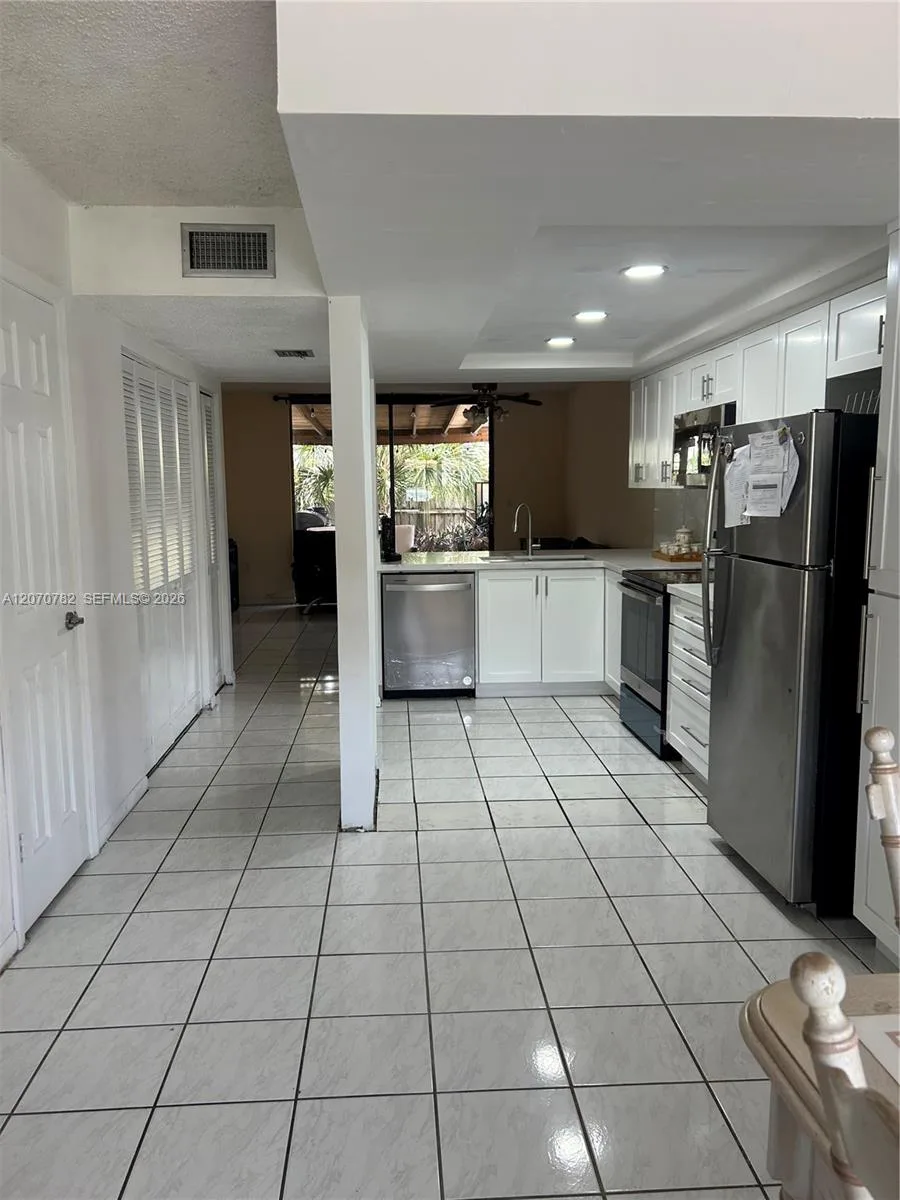 12242 SW 16th Ter # 102-L, Miami, FL 33175