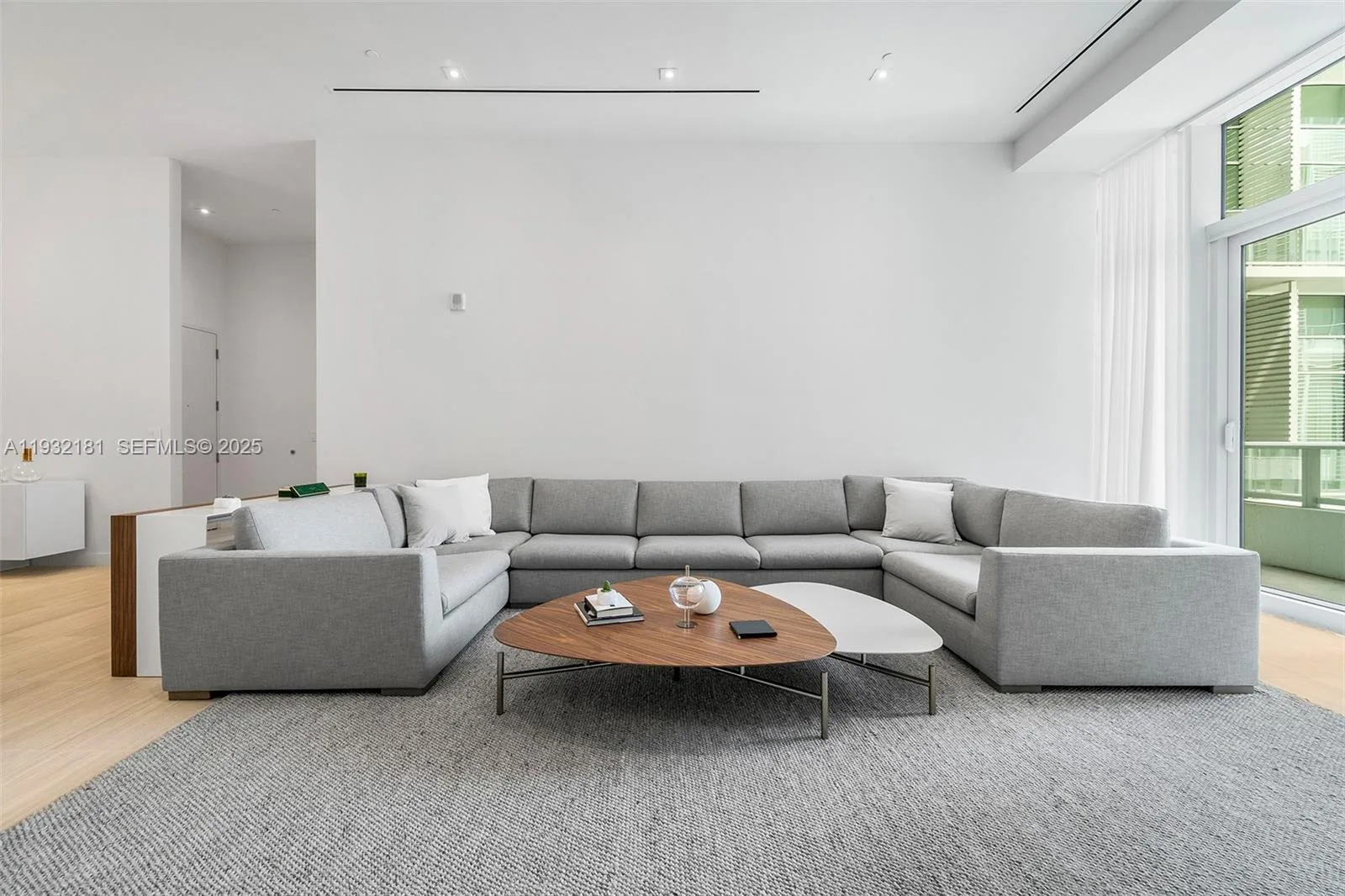 4701 N Meridian Ave # 210, Miami Beach, FL 33140 photo 11