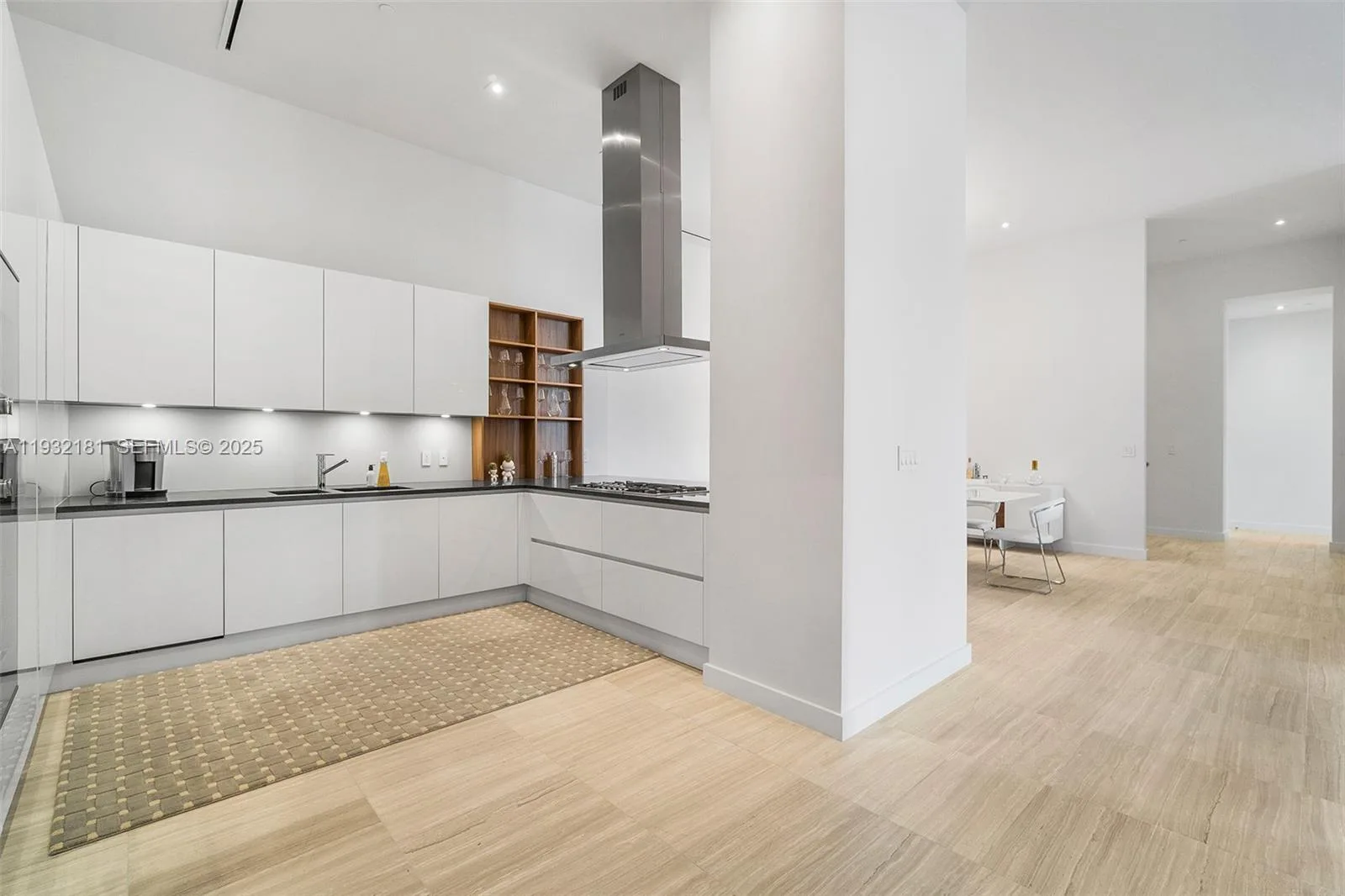 4701 N Meridian Ave # 210, Miami Beach, FL 33140 photo 7