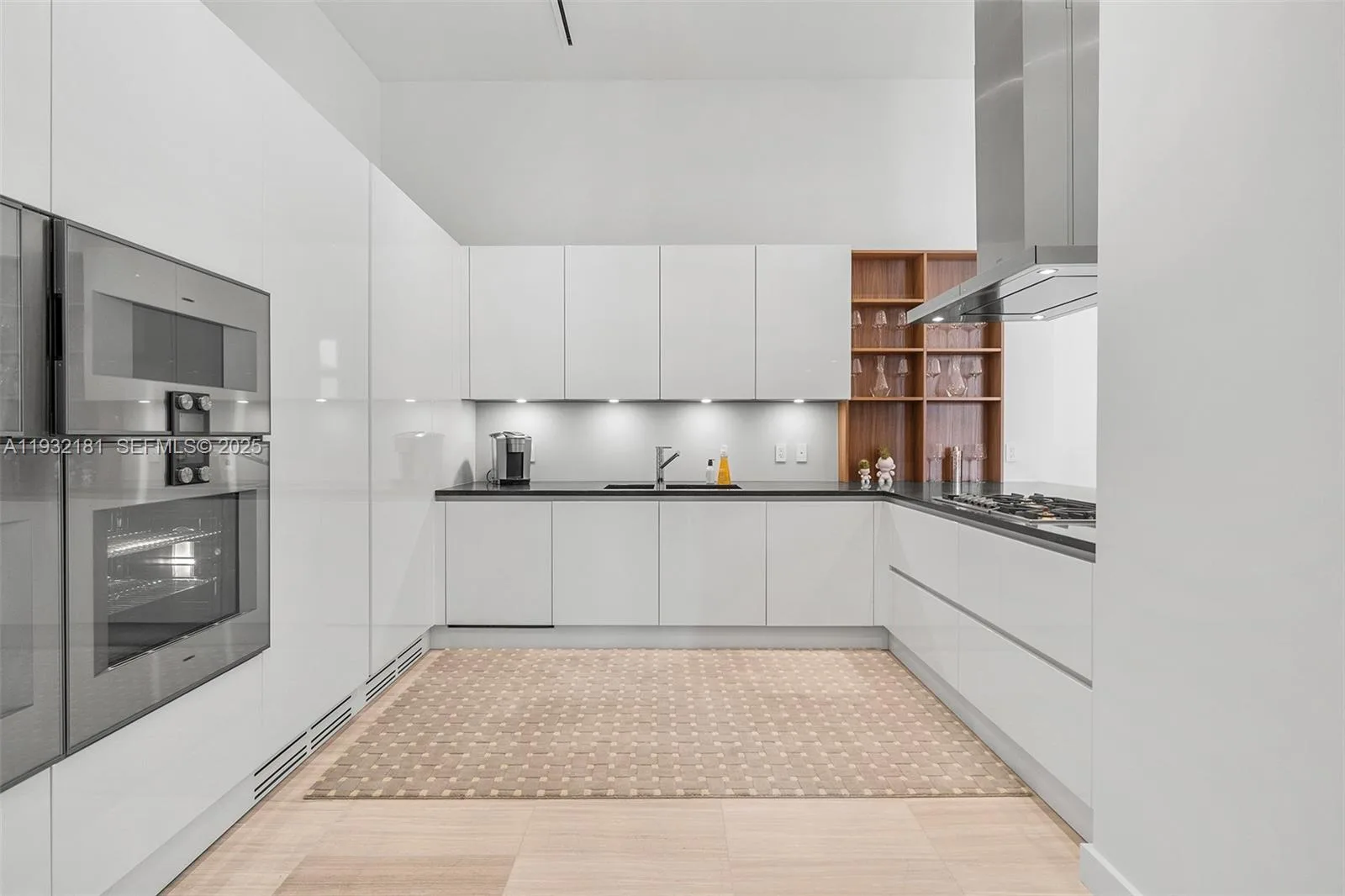 4701 N Meridian Ave # 210, Miami Beach, FL 33140 photo 8