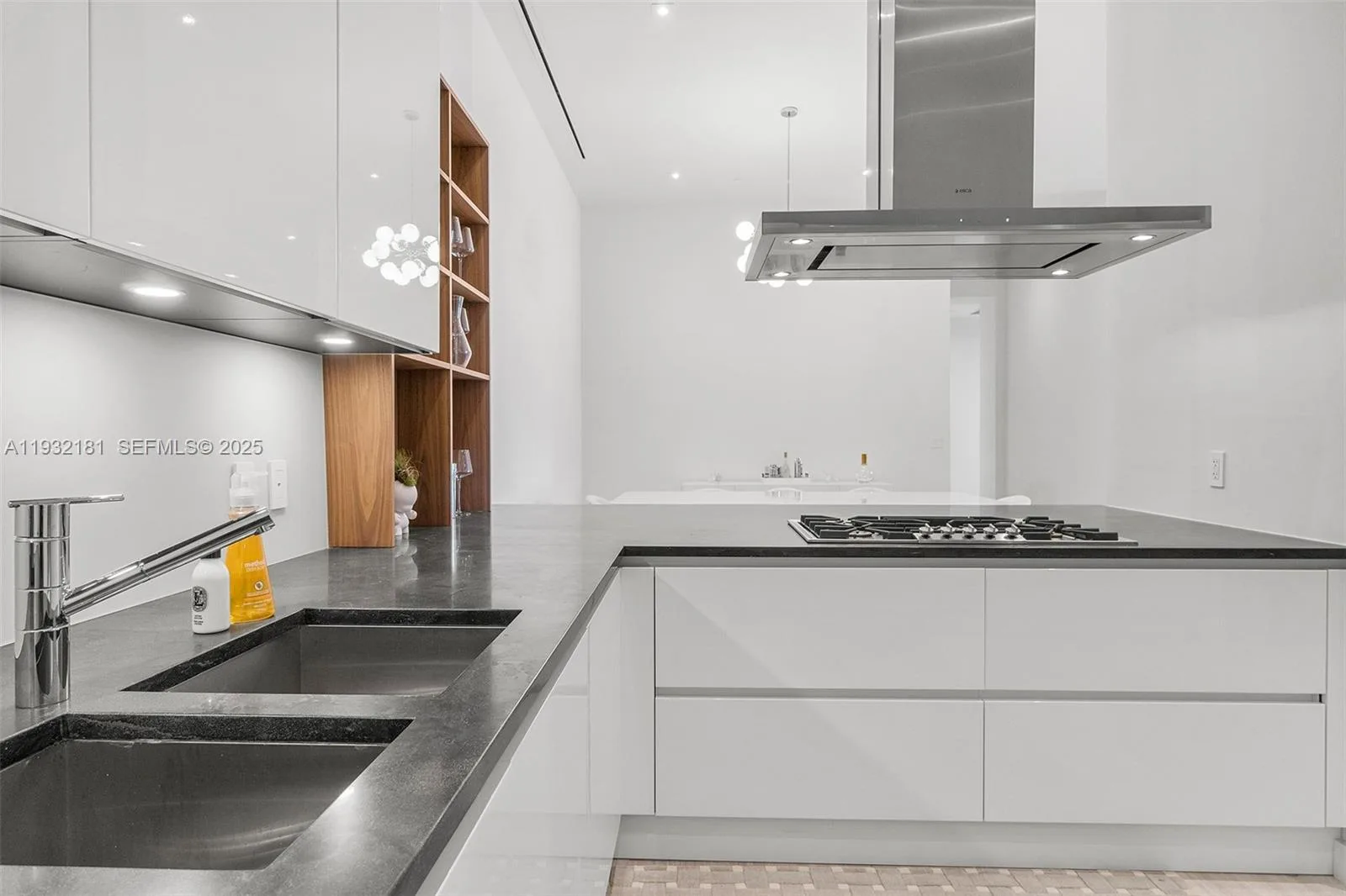 4701 N Meridian Ave # 210, Miami Beach, FL 33140 photo 9