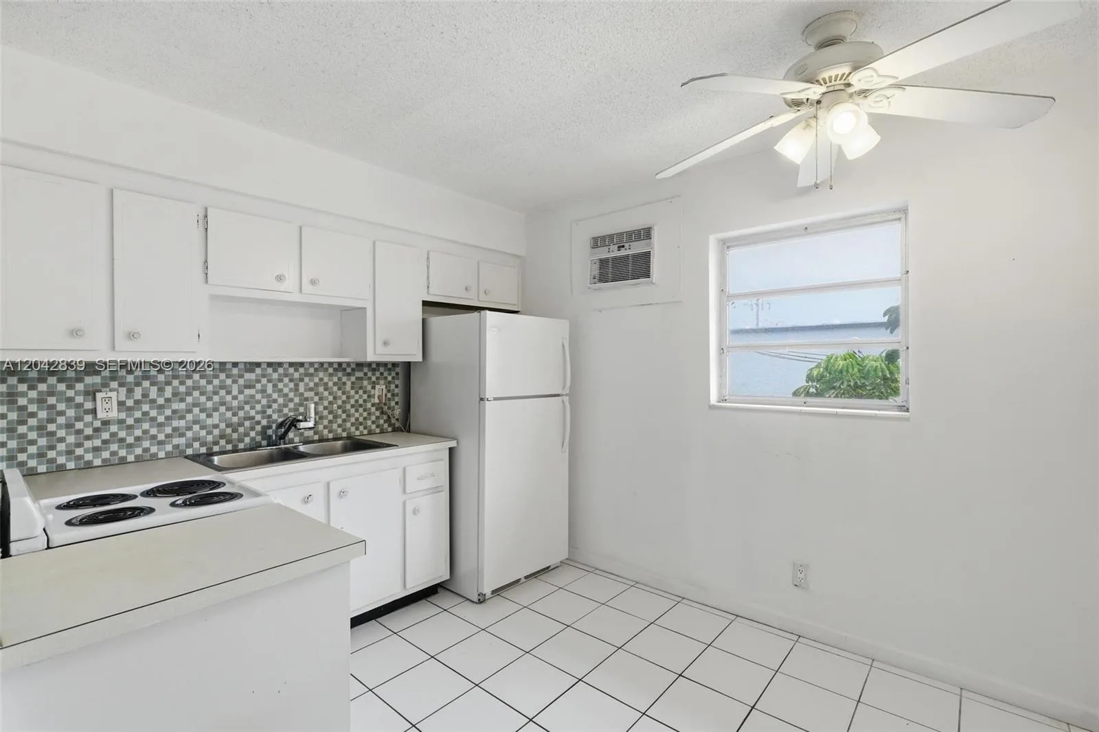400 SE 31st St # 6, Fort Lauderdale, FL 33316 photo 4
