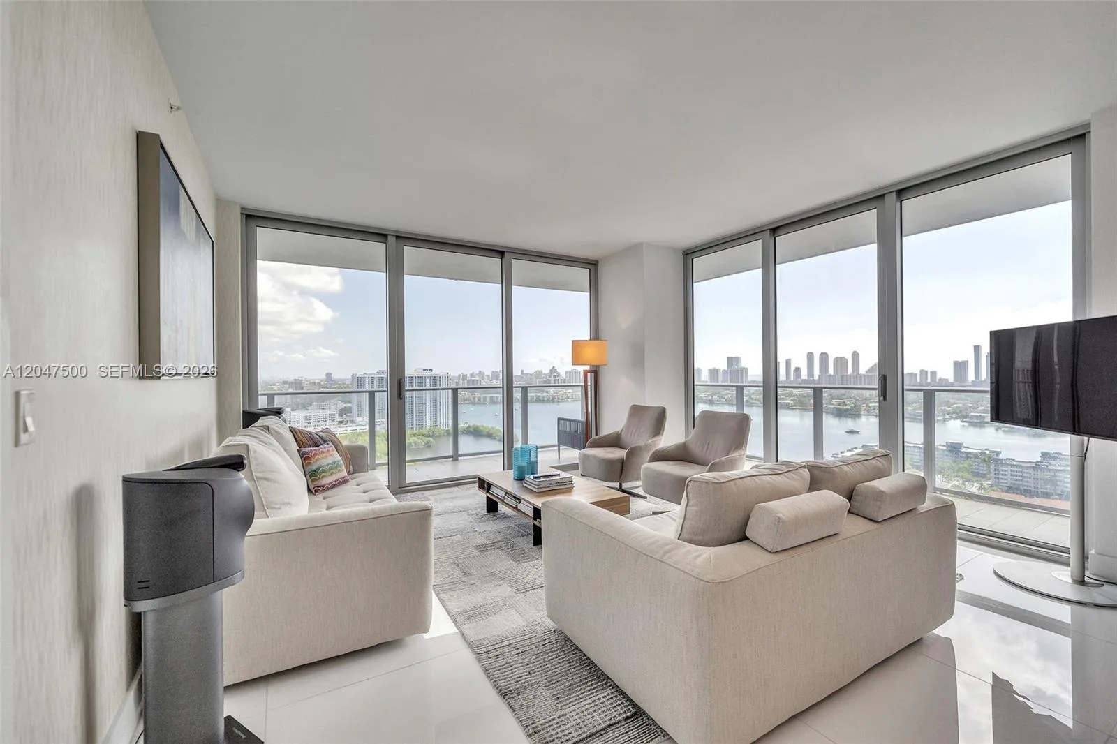 16385 Biscayne Blvd # 2707, North Miami Beach, FL 33160 photo 6