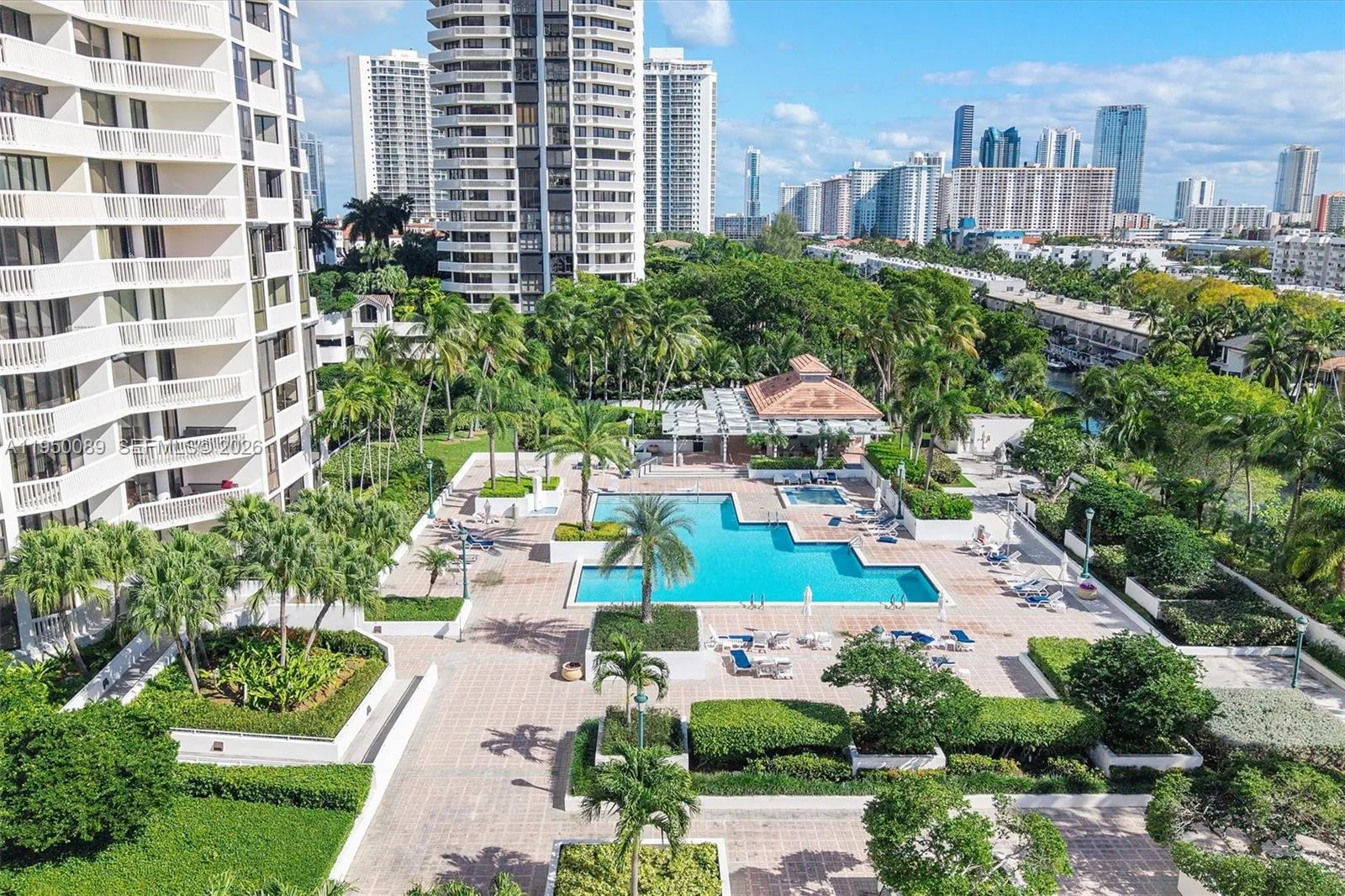 1000 E Island Blvd # 803, Aventura, FL 33160 photo 4