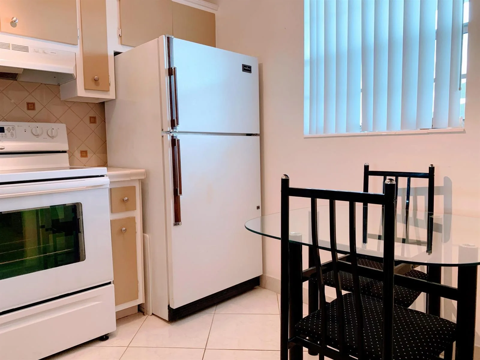 2800 NW 47th Terrace # 304, Lauderdale Lakes, FL 33313 photo 11