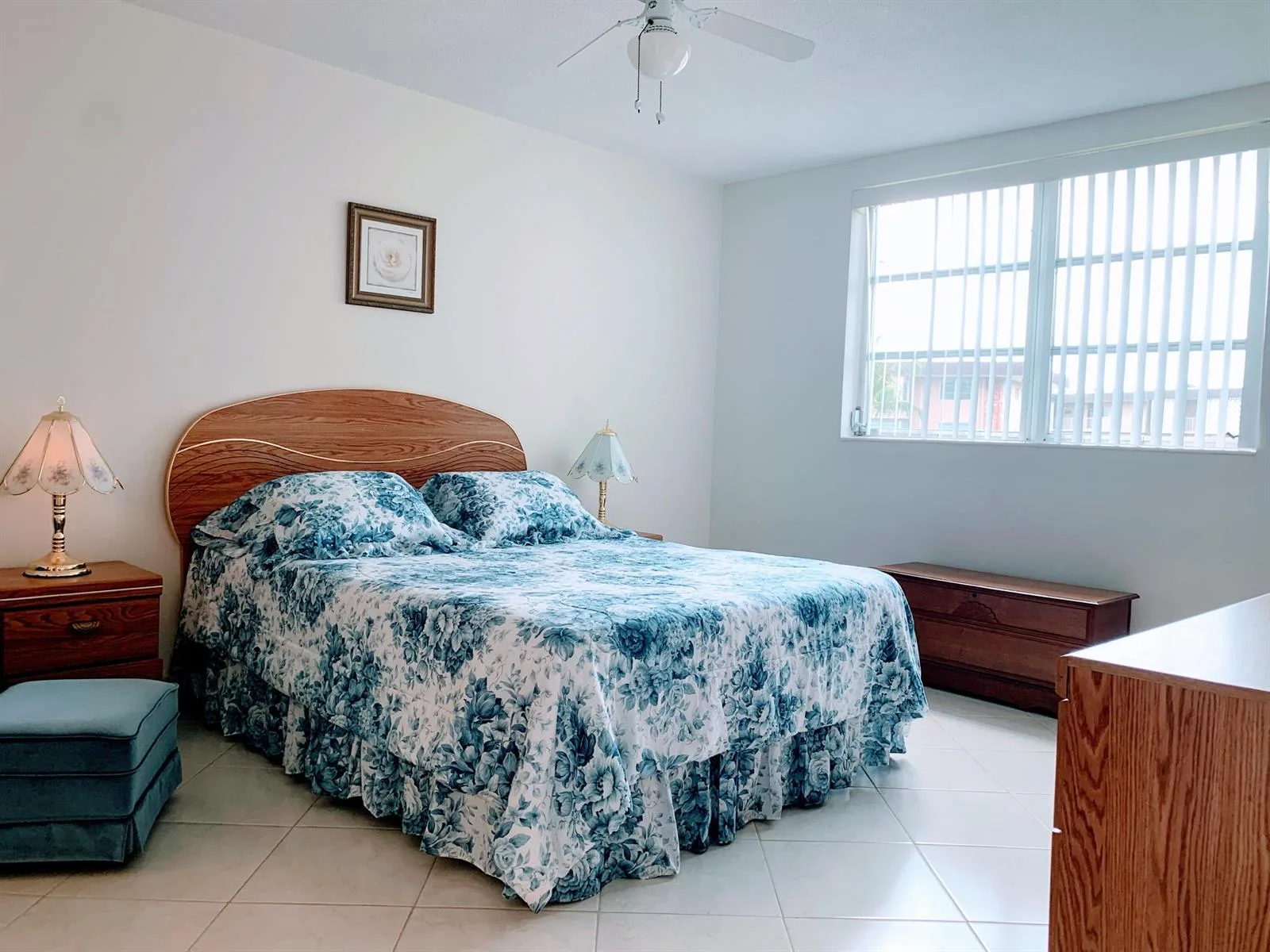 2800 NW 47th Terrace # 304, Lauderdale Lakes, FL 33313 photo 2