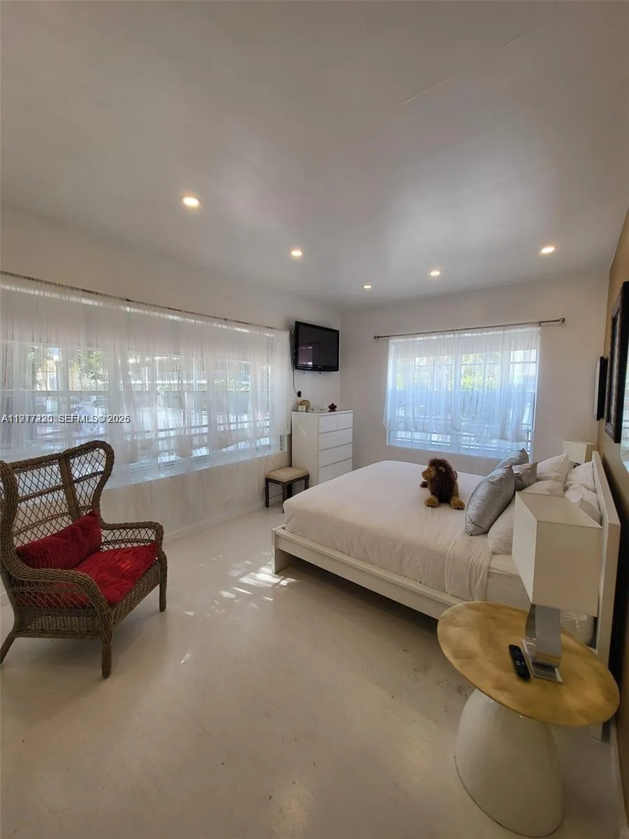 130 3rd St # 101, Miami Beach, FL 33139 photo 5