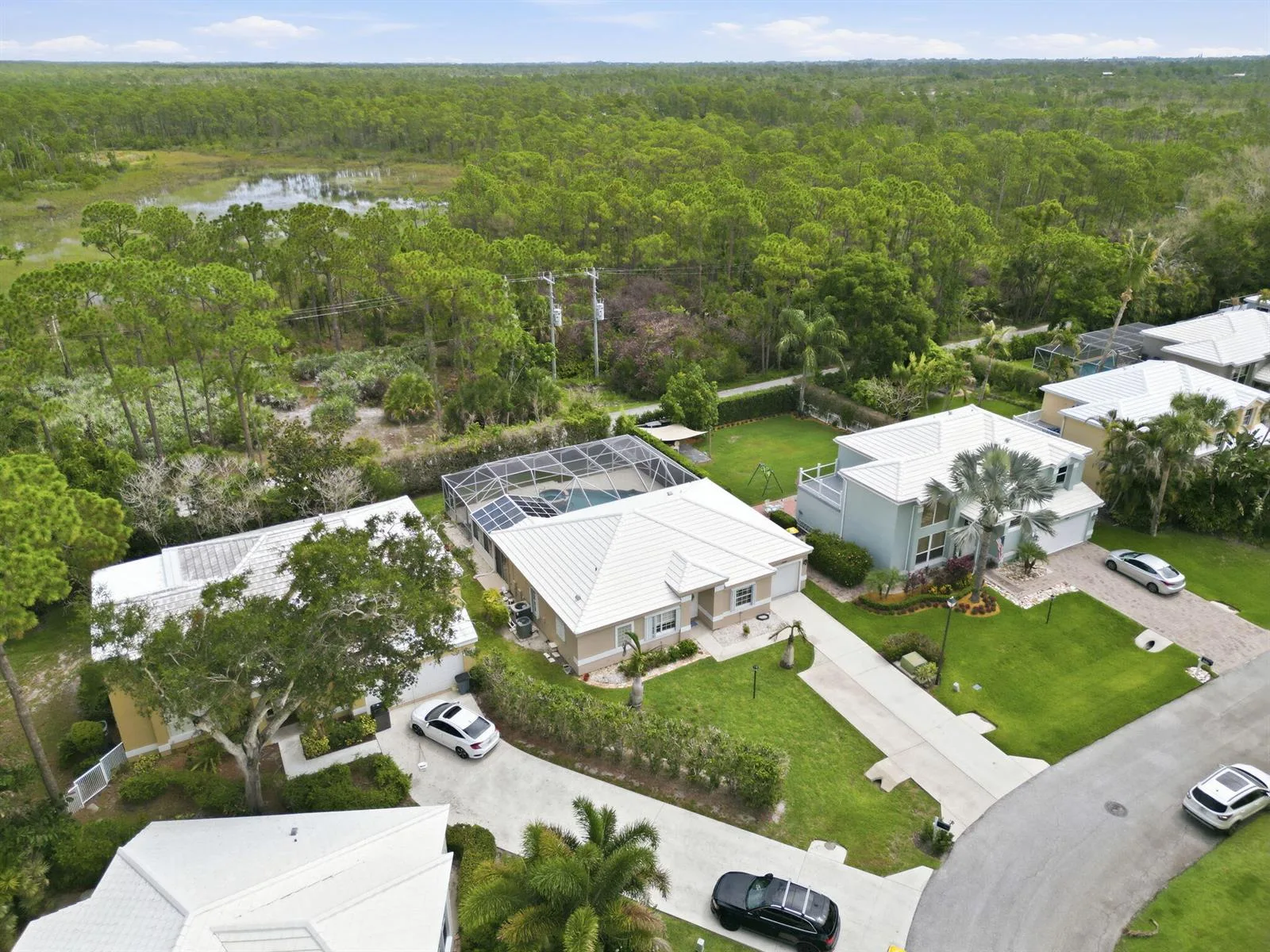 9205 SE Woods End Place, Jupiter, FL 33469