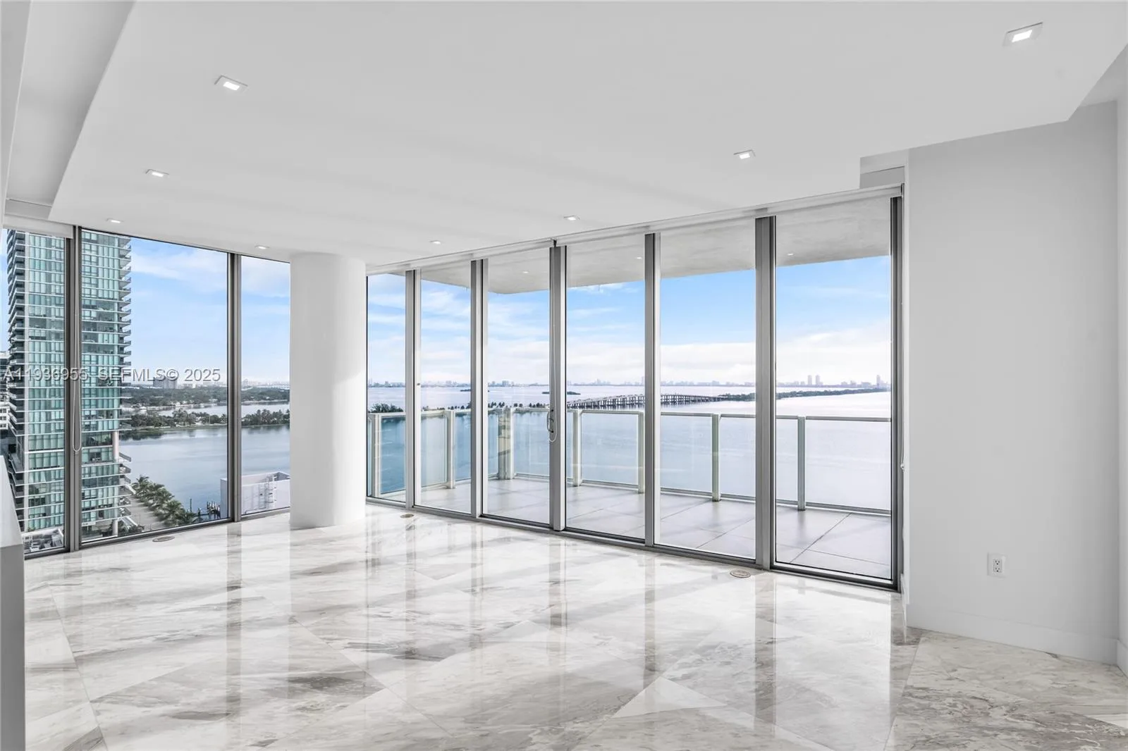 2900 NE 7th Ave # 1402, Miami, FL 33137 photo 2
