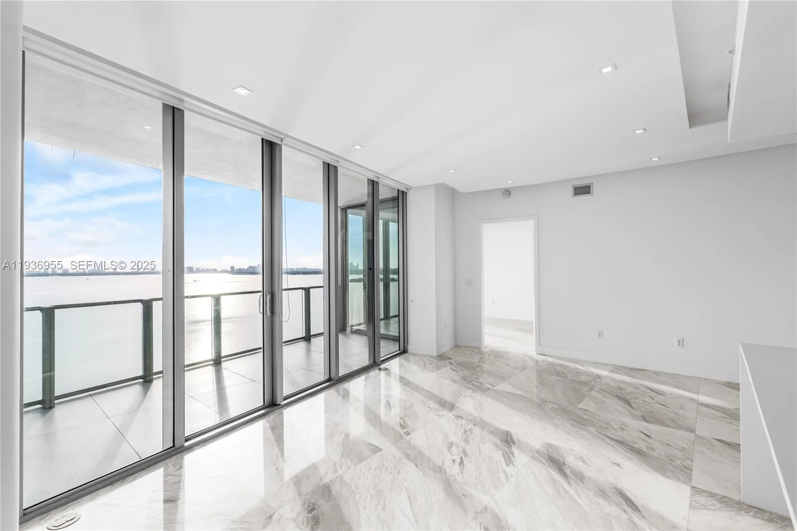 2900 NE 7th Ave # 1402, Miami, FL 33137 photo 9