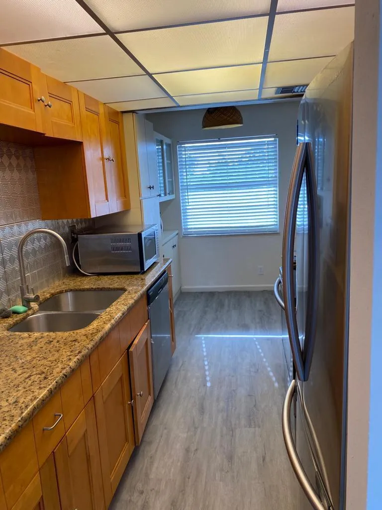 3161 NW 47TH Terrace # 402, Lauderdale Lakes, FL 33319